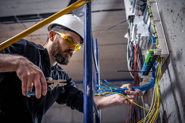 Best Affordable Emergency Electrician  in Twin City, GA